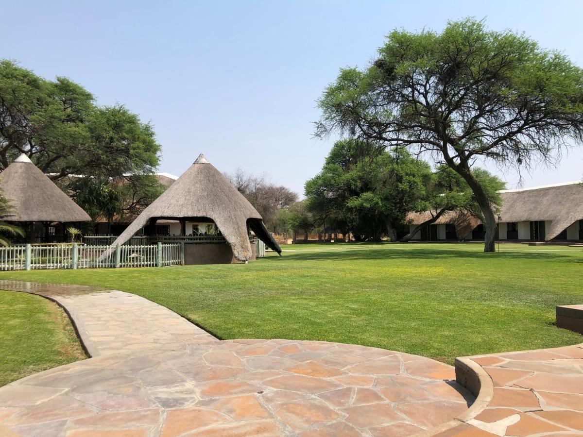 Okahandja Country Hotel Exterior foto
